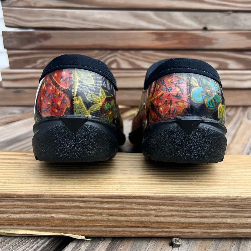 - Sloggers Sz 10 Waterproof Floral Print Garden Slip-On Clogs! NEW!